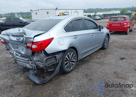2019 Subaru Legacy 2.5I Premium из США, поврежденный, VIN 4S3BNAF61K3011165